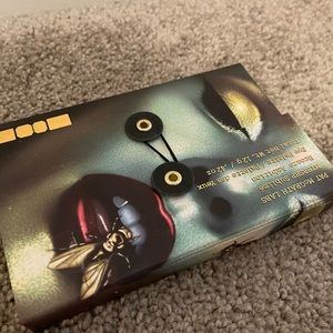 Pat McGrath 6 color eye shadow palette